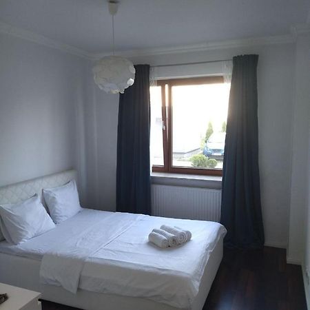 House4You Apartament Sakura Airport Chopin Varsovia Exterior foto